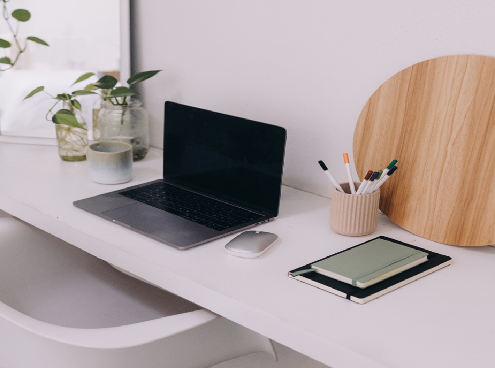 Supporting Your Child's Learning in Private Economics Tuition